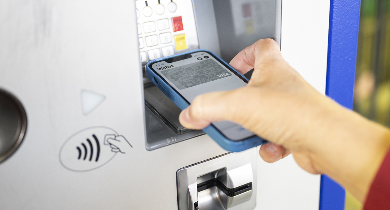 L’État doit-il plafonner les frais liés aux transactions par carte de paiement?