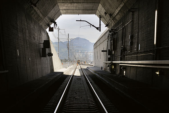 Durch den Berg – Eröffnung des Gotthard-Basistunnels